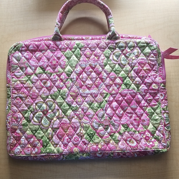 Vera Bradley Handbags - VGC Vera Bradley laptop bag pink